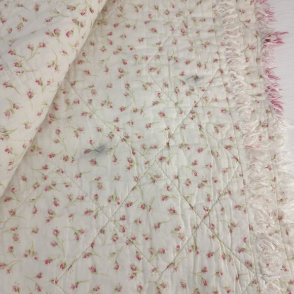 Isabella's Journey Pink Floral Patchwork Rag Quilt Cottagecore Shabby Chic Throw - Picture 5 of 6
